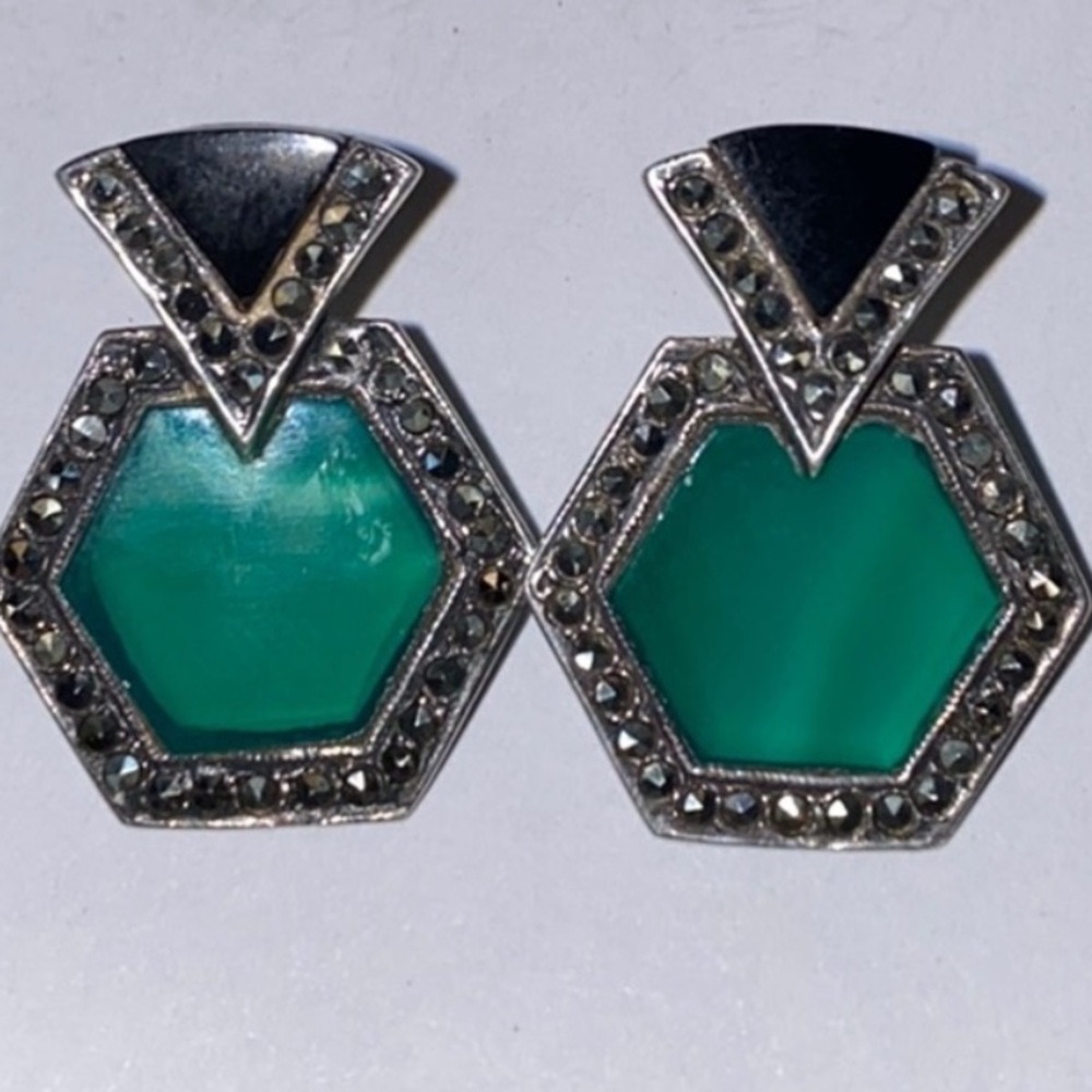 Exquisite art deco Sterling Green stone earrings VINTAGE